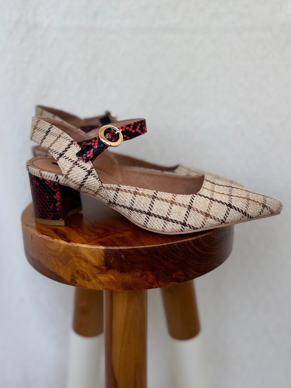 Matiko Anthropologie Classic Beige Plaid Pointed Toe Slingback Heels